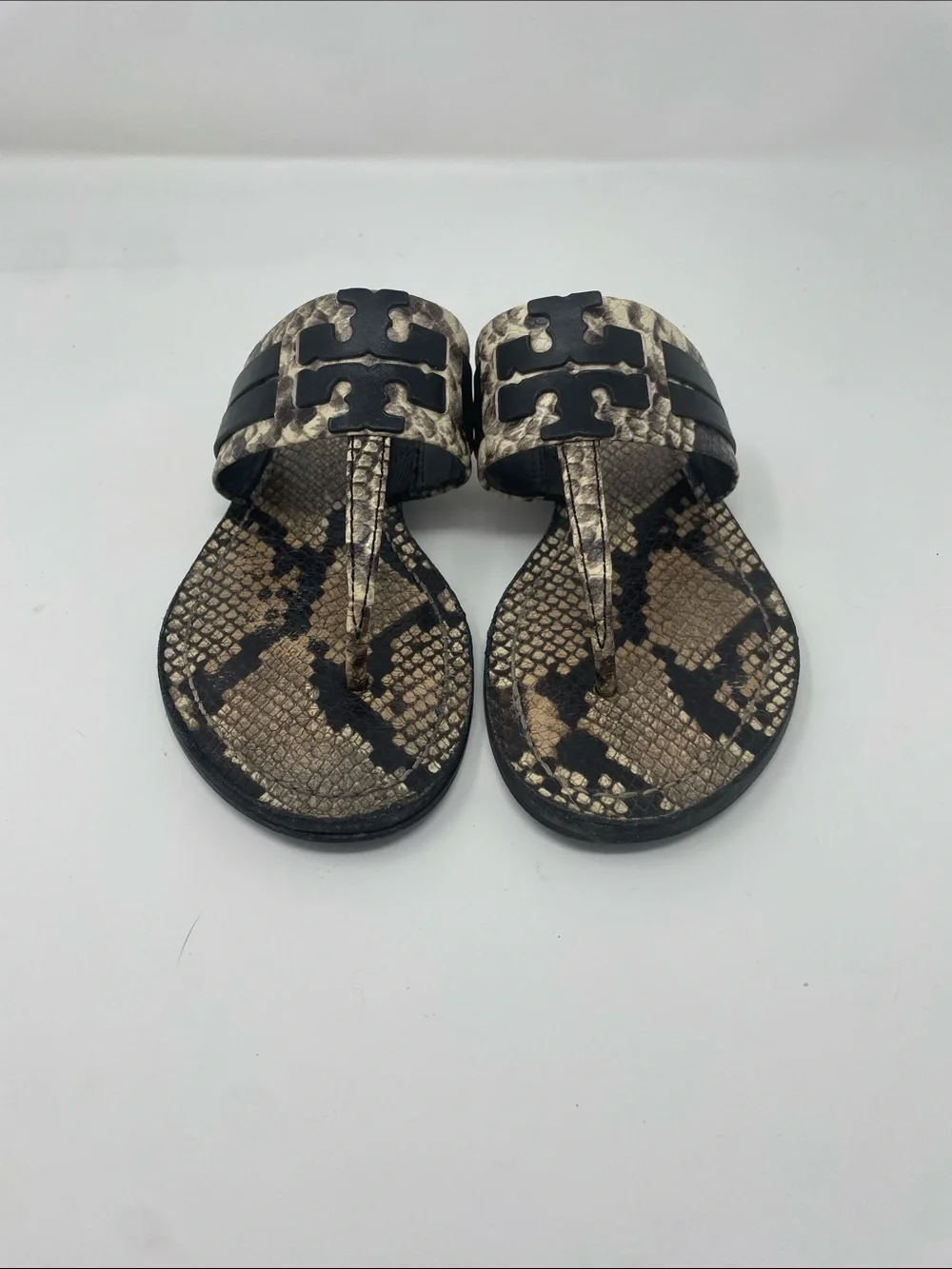 Tory Burch Women’s Thong Leather Leigh Snake Print Sandal 7.5